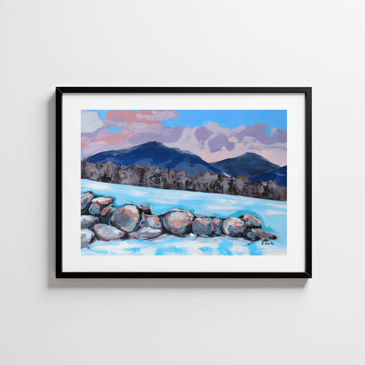 Fjellene, sneen og steinene